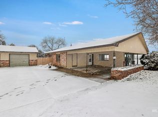 409 Clear Lakes Rd, Buhl, ID 83316