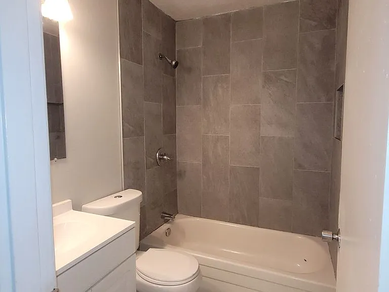 1519 Coffee Ct — Photo 7