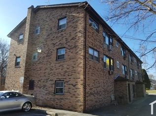 1379 River Dr APT 8, Calumet City, IL