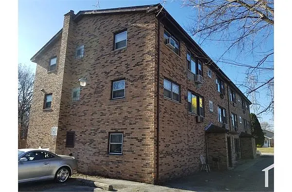 1381 River Dr #3 photo 1