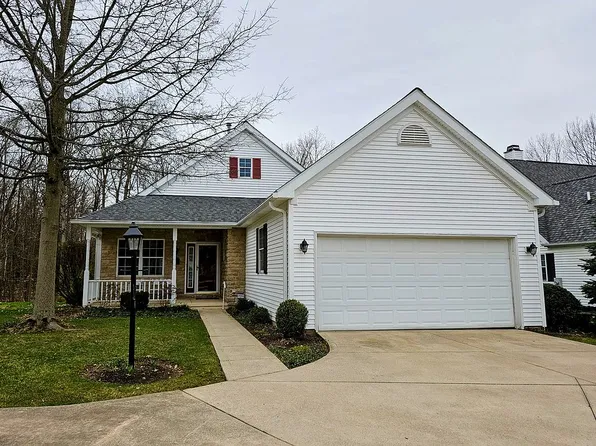 403 Woodside Dr, Northfield, OH 44067