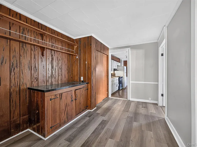10 Washington Ave #3 — Photo 10
