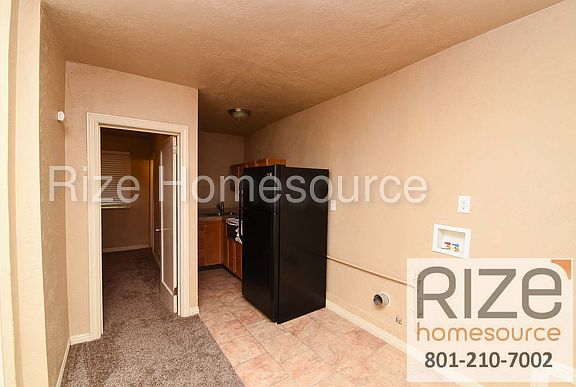 5th image of 548 N Marion St