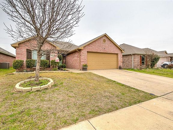 2nd image of 12216 Hunters Knoll Dr