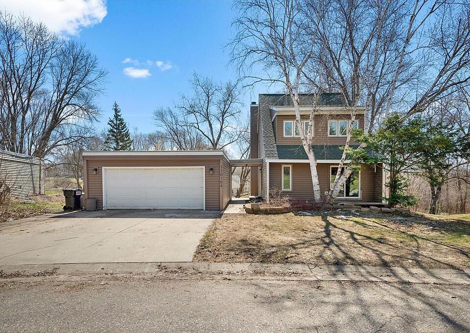 1st image of 110154 Stanford Cir