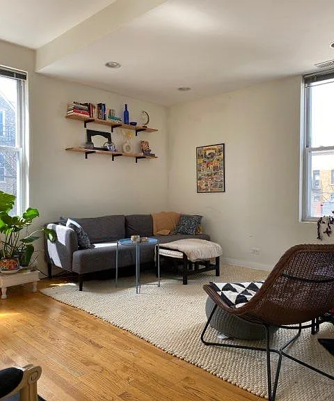 1328 N Bosworth Ave #8 — Photo 2
