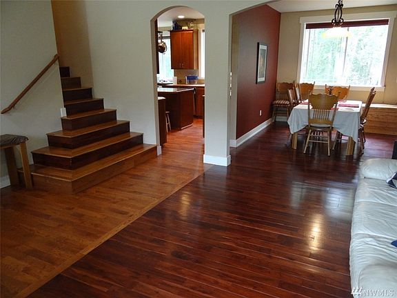 5th image of 22518 58th Ave E