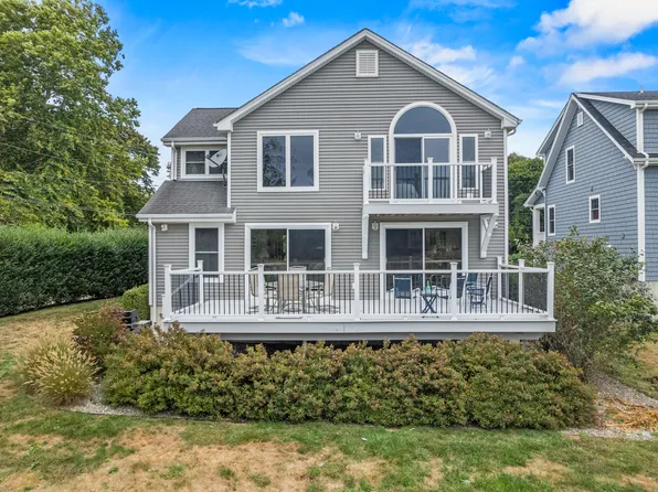 29 Terrace Avenue, East Lyme, CT 06357