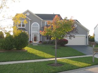 2 Walbridge Ct, Algonquin, IL 60102