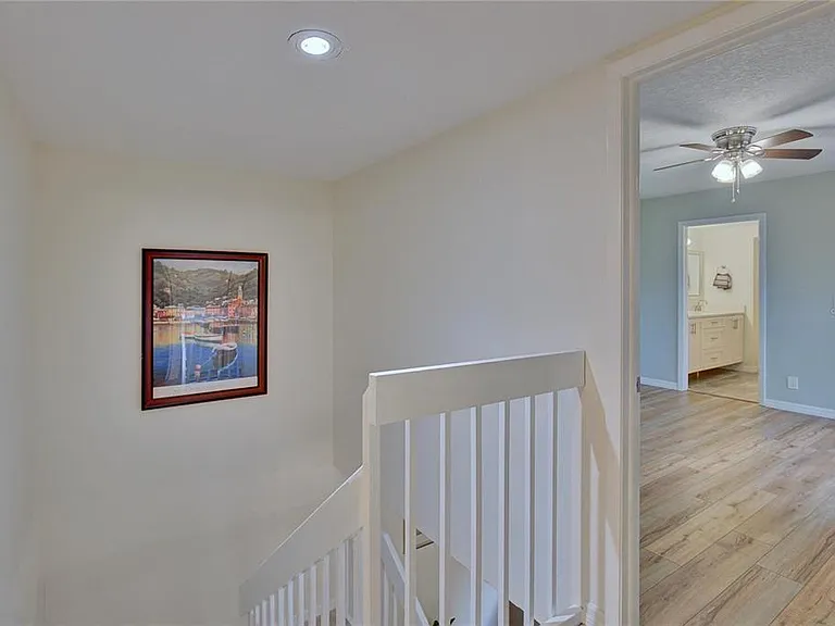 2612 2nd Ct — Photo 10