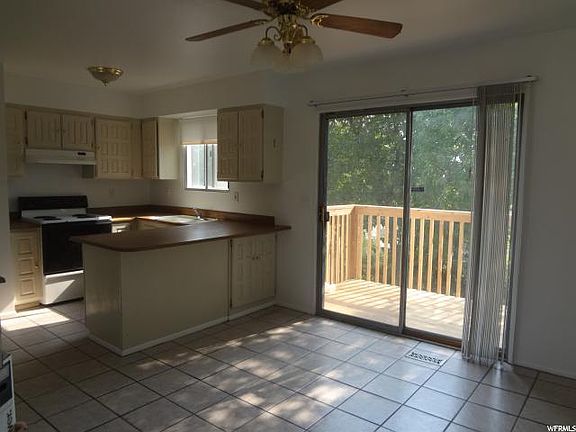 3rd image of 6511 S Daffodil Way