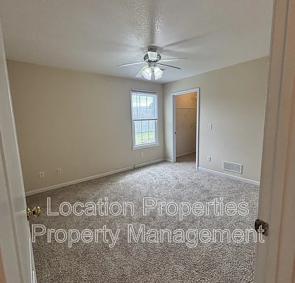 951 E Wildcat Run St #1 — Photo 4