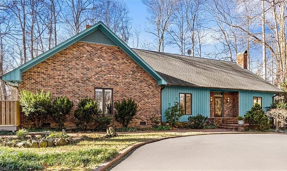 1st image of 3559 Old Onslow Rd