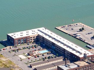 401 W Shoreline Dr, Sandusky, OH 44870