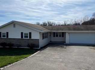 239 Lusk Rd, Bentleyville, PA 15314