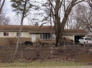 2412 W Stanley Rd, Mount Morris, MI 48458