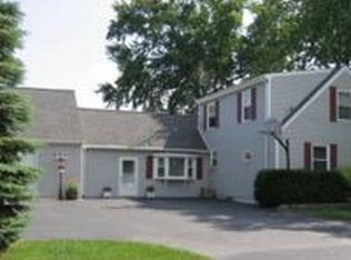 8205 State Rd, Burbank, IL 60459