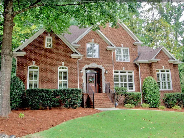 990 Cobble Creek Dr, Birmingham, AL 35226