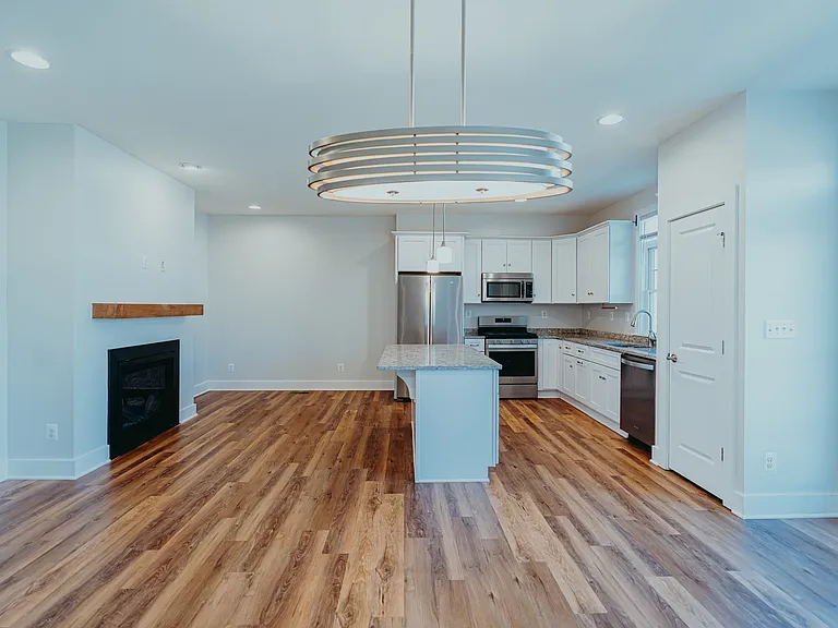 510 Trailside Dr — Photo 15