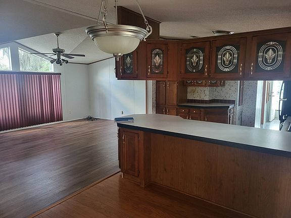 4th image of 3136 N Marina Pkwy #14