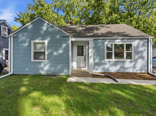 236 Ingleside Ave, Aurora, IL 60506