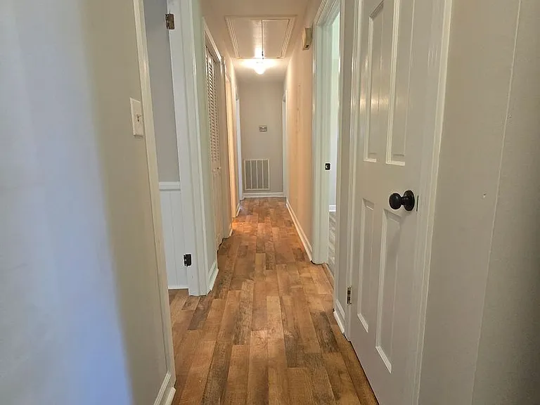 120 Milton Ave — Photo 10