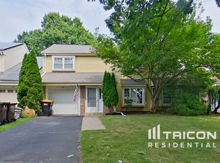 22 Beaver Hill Rd, Horsham, PA 19044