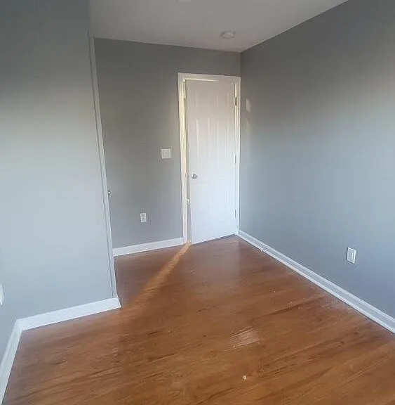 92 Laurel St #B — Photo 2