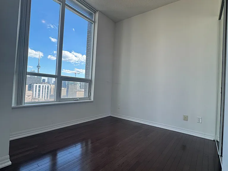 770 Bay St #Penthouse 206 — Photo 22