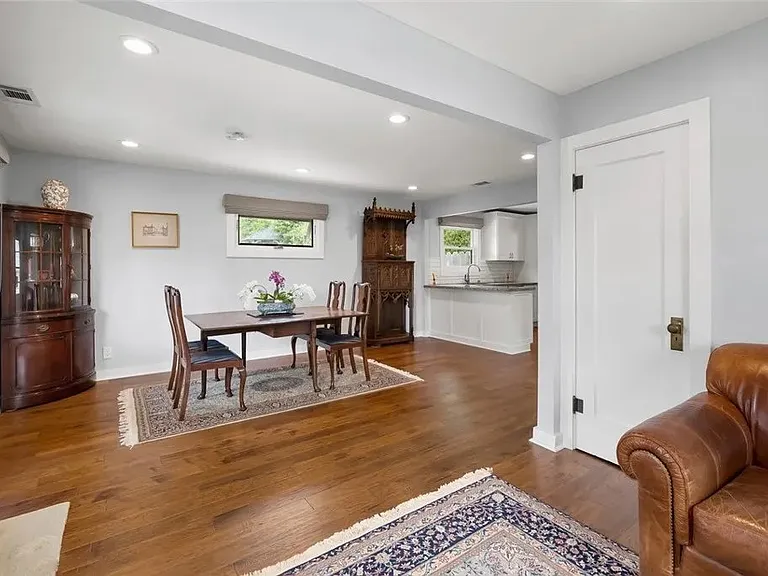 1526 Garden St — Photo 23