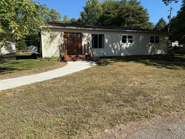 (undisclosed Address)