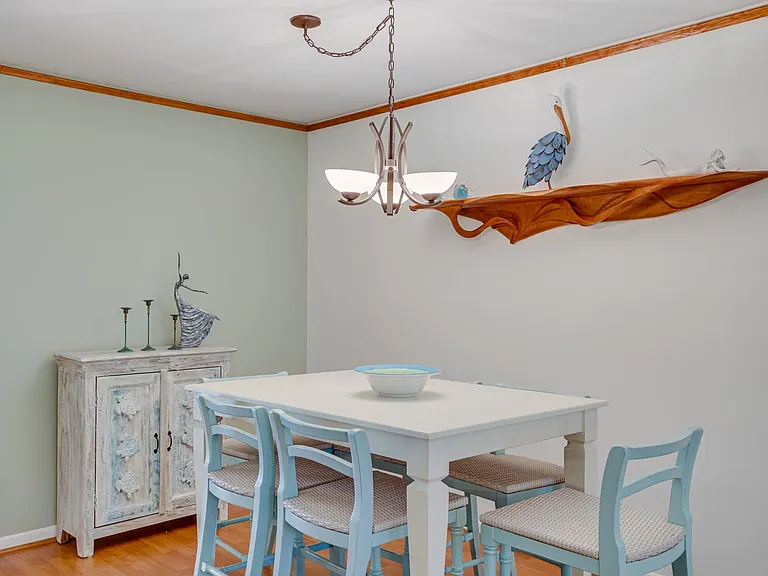 2722 Cardinal Dr — Photo 11