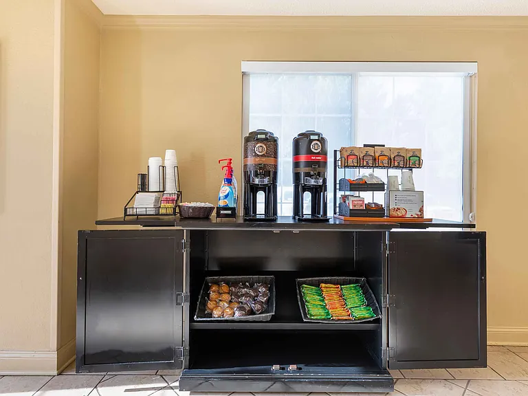 Free Grab-and-Go Breakfast