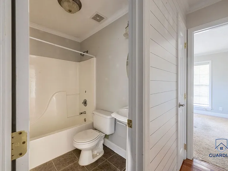 375 Shady Grove Rd — Photo 11