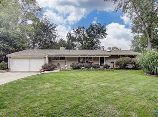 3020 Wicklow Rd, Toledo, OH 43606