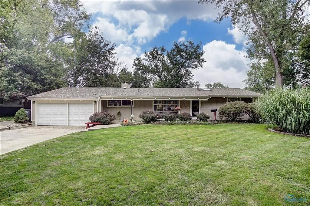 3020 Wicklow Rd photo 1