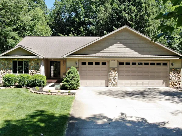 6814 Beechnut Ct, Stanwood, MI 49346
