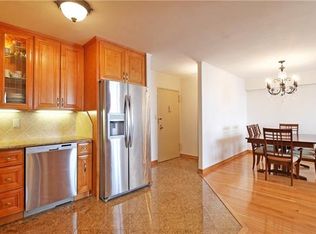 250 Gorge Rd APT 17B, Cliffside Park, NJ 07010
