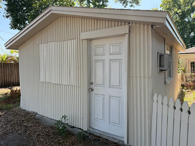 2904 W Cherry St — Photo 7