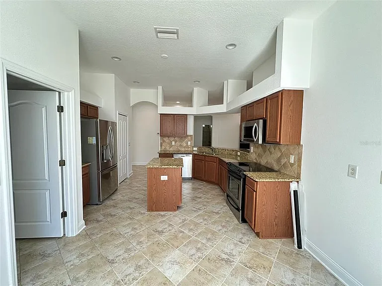 8120 Turkey Hill Ct — Photo 10