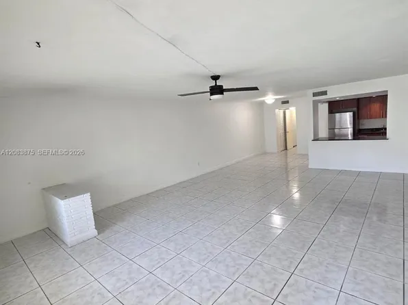 1885 NE 121st St APT 8, North Miami, FL 33181