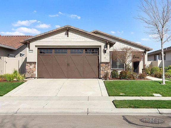 2nd image of 1751 Dogwood Glen Way