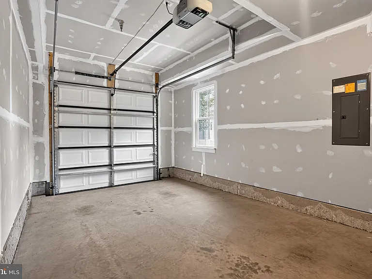 13246 Lake Woodland Way #5A — Photo 38