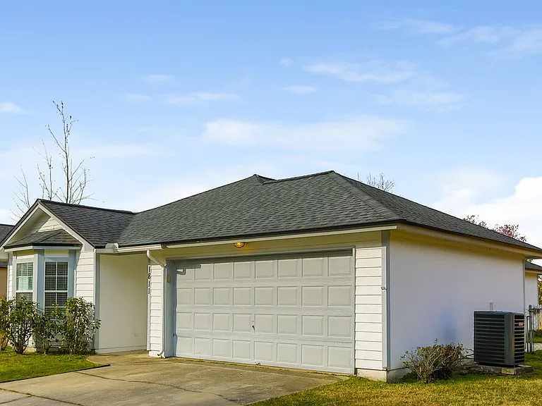 1811 Sheraton Lakes Cir — Photo 4