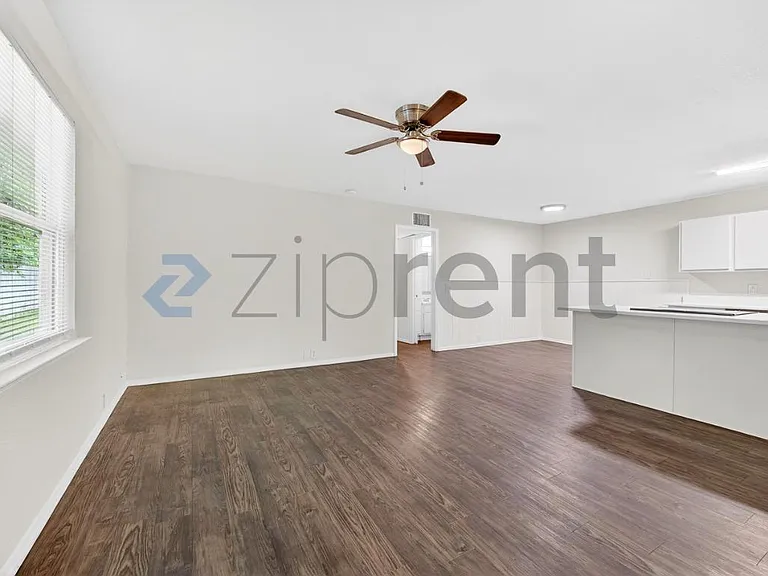 5020 Donnelly Ave #5022 — Photo 5