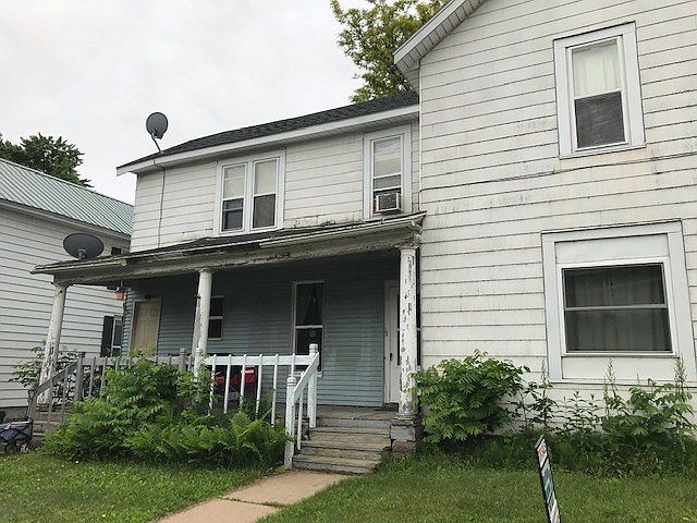 1st image of 520 High Street #2