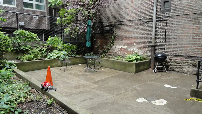 Rented by Manhattan Flats | media 12