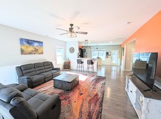 8123 Mossy Rock Rd, Waxhaw, NC 28173