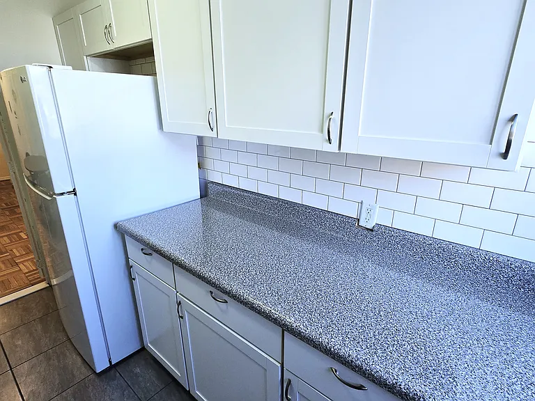90 Prospect Ave #2D — Photo 6