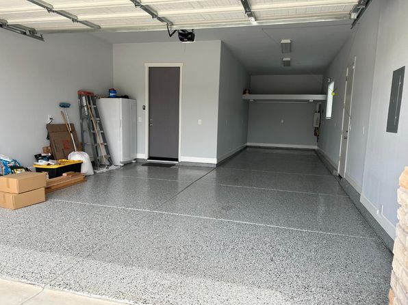 297 Gemstone Ln, Ripon, CA 95366